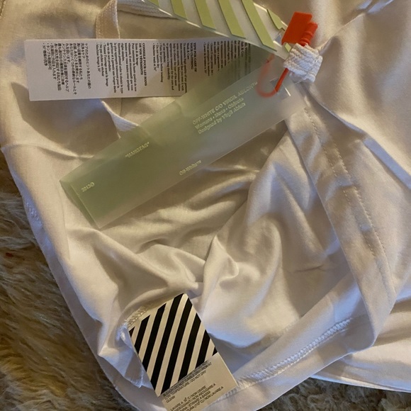 NWT Off White Shirt w/ Embroidered Logo - Picture 8 of 8